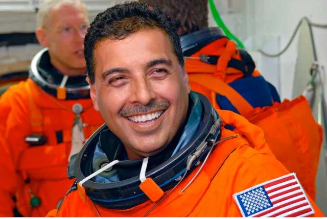 photo of hernandez in his space suit