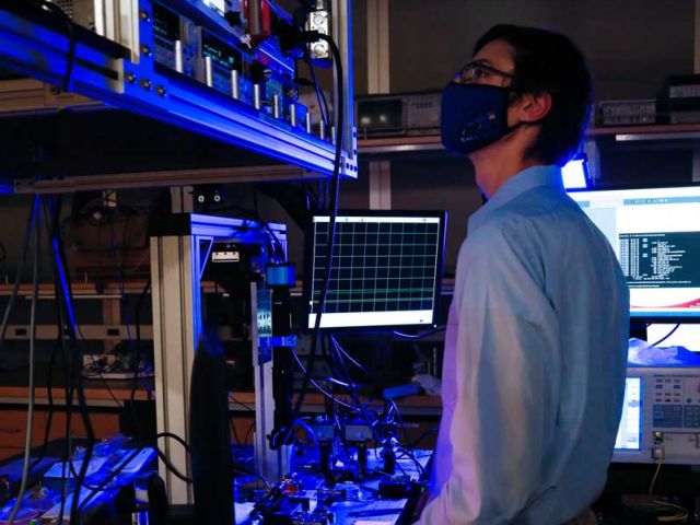 Moody "Photons & Quantum Computing"