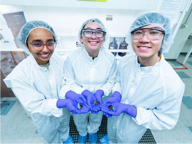Teaching Clean Room #1