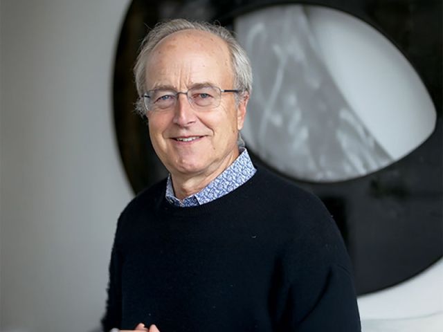 Bowers: Pioneering Laser Expert Retires