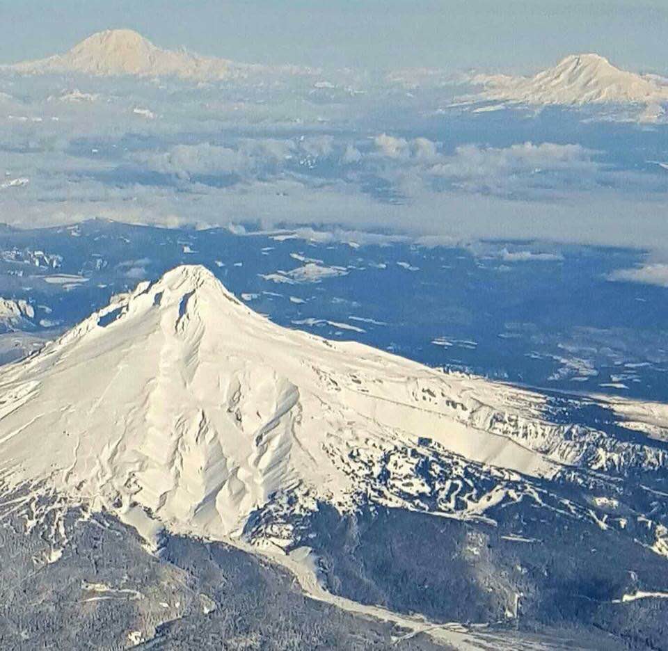 Washington's Mt. Hood, Mt. Adams, and Mt. Rainier in one photo frame