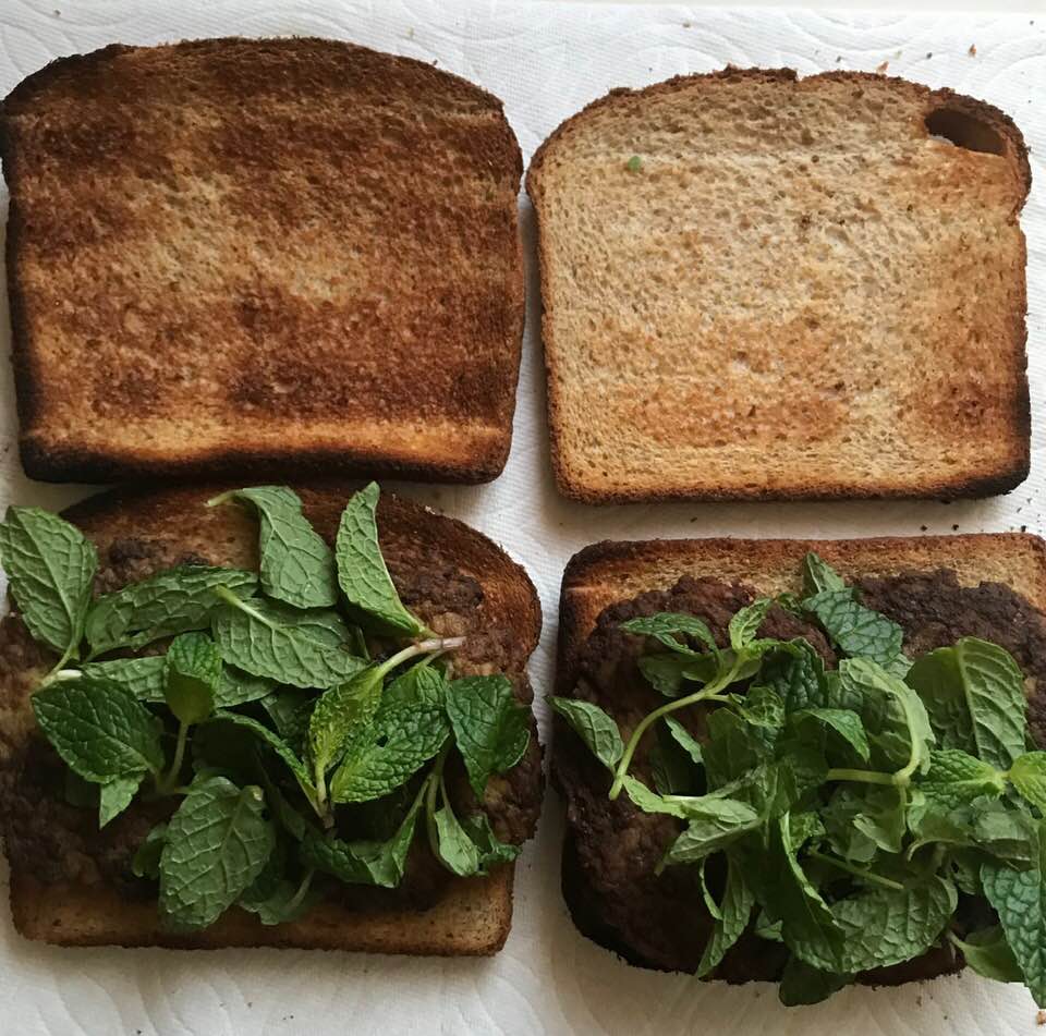 Cutlet sandwich with mint: What I took along to eat during yesterday's noon music concert
