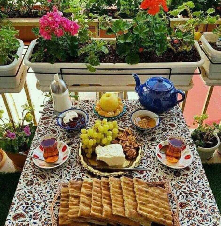 Breakfast in the courtyard, Iranian style!