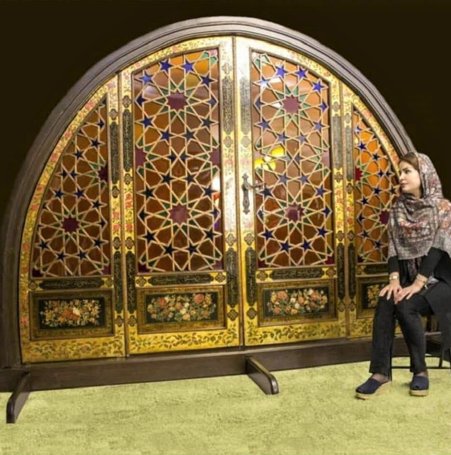 Restoration and painting of a Qajar-era Iranian relic by Sima Azimi
