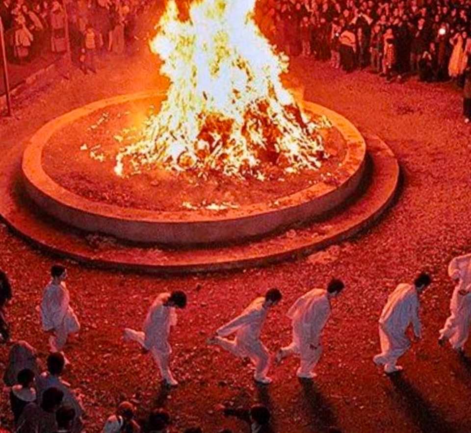 Celebration of the ancient Iranian Sadeh Festival: Photo 2