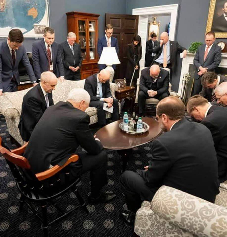 VP Mike Pence leads his coronavirus task force in prayers