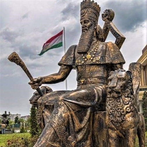 Statue of Achaemenid Emperor Cyrus the Great in Tajikistan's capital city, Doshanbeh