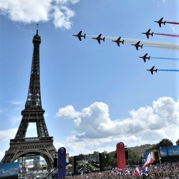 With planes flying over the Eiffel Tower, Paris takes the Olympics baton from Tokyo