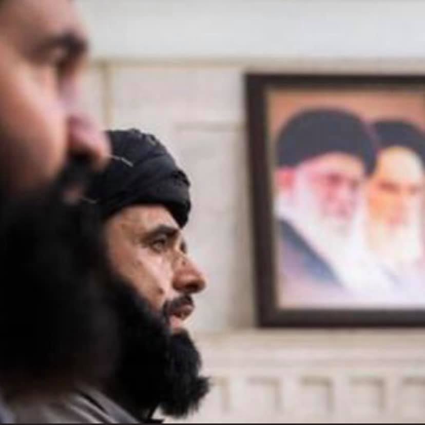 Afghanistan, in two photos: Taliban leaders and their idols